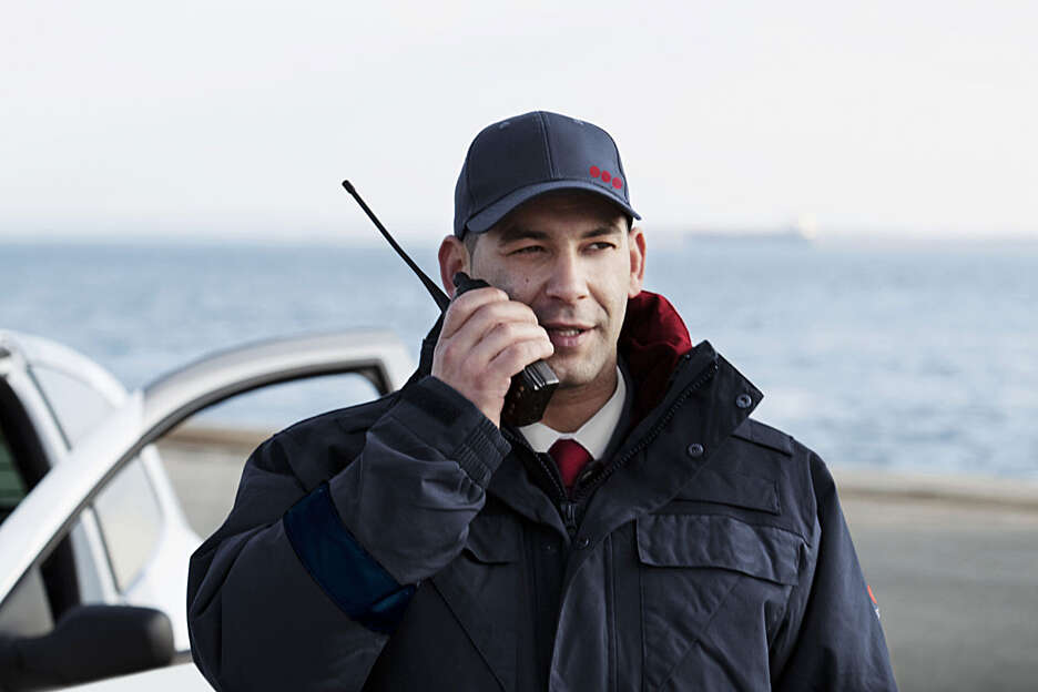 Securitas 赛车168体彩站：查询全城赛车赛道结果-历史号码 全国数据下载 employee in Securitas uniforms